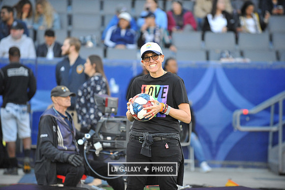 060219_LAGalaxy_vs_NERevolution_SC1046
