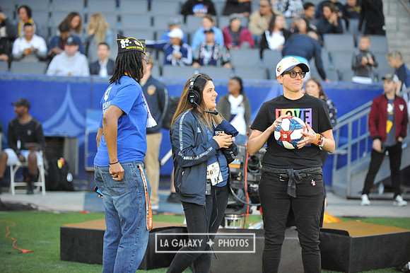 060219_LAGalaxy_vs_NERevolution_SC1040