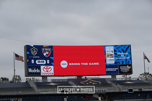 LAGalaxyvsFCDallas_05302018_GA_2009