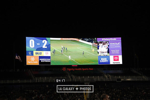 060219_LAGalaxyvsRevolution_GA_1728