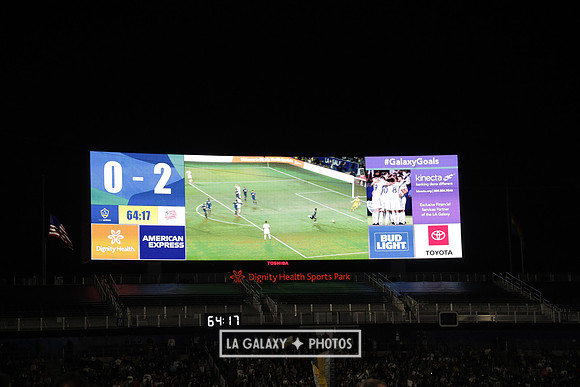 060219_LAGalaxyvsRevolution_GA_1727