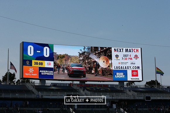 060219_LAGalaxyvsRevolution_GA_1964