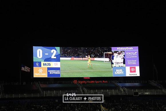 060219_LAGalaxyvsRevolution_GA_1747