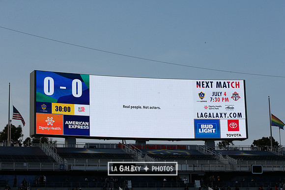 060219_LAGalaxyvsRevolution_GA_1965