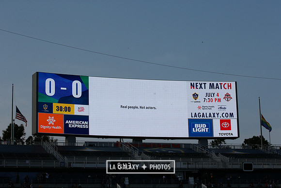 060219_LAGalaxyvsRevolution_GA_1968