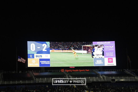 060219_LAGalaxyvsRevolution_GA_1743