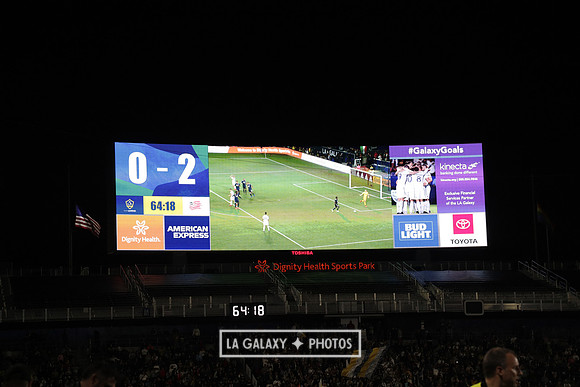 060219_LAGalaxyvsRevolution_GA_1732