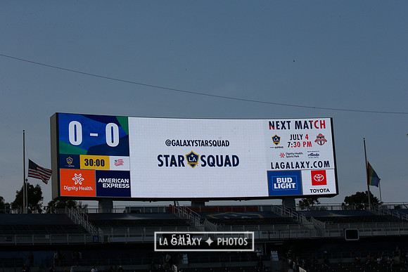 060219_LAGalaxyvsRevolution_GA_1954
