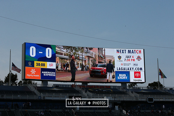 060219_LAGalaxyvsRevolution_GA_1997