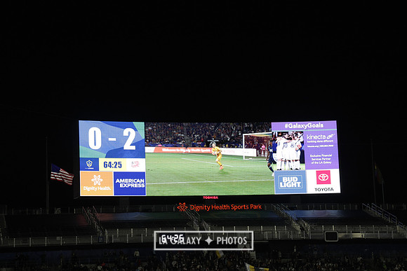 060219_LAGalaxyvsRevolution_GA_1744
