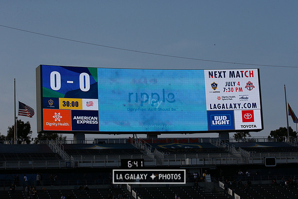 060219_LAGalaxyvsRevolution_GA_1917