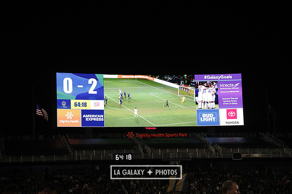 060219_LAGalaxyvsRevolution_GA_1730