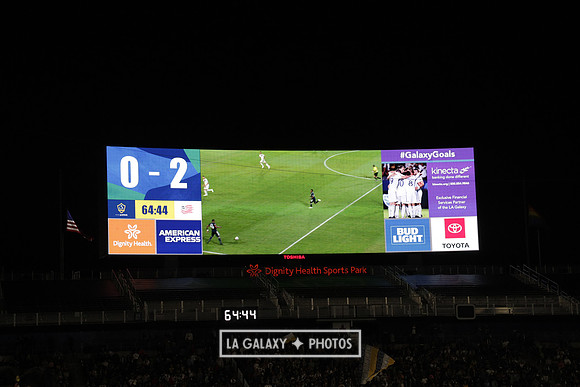 060219_LAGalaxyvsRevolution_GA_1751