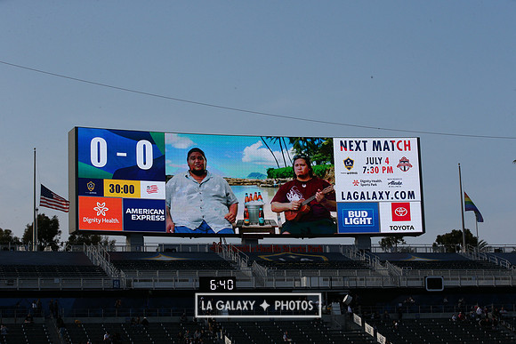 060219_LAGalaxyvsRevolution_GA_1812