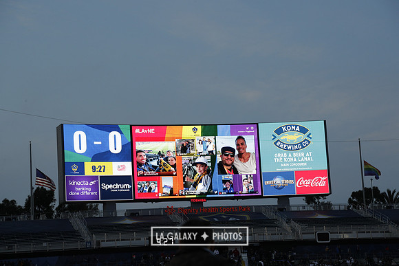 060219_LAGalaxyvsRevolution_GA_1753