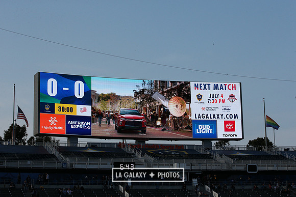 060219_LAGalaxyvsRevolution_GA_1963