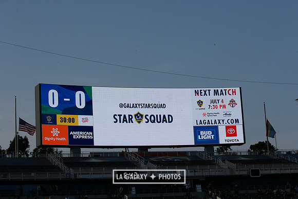060219_LAGalaxyvsRevolution_GA_1953