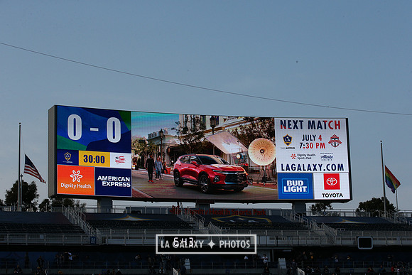 060219_LAGalaxyvsRevolution_GA_1971