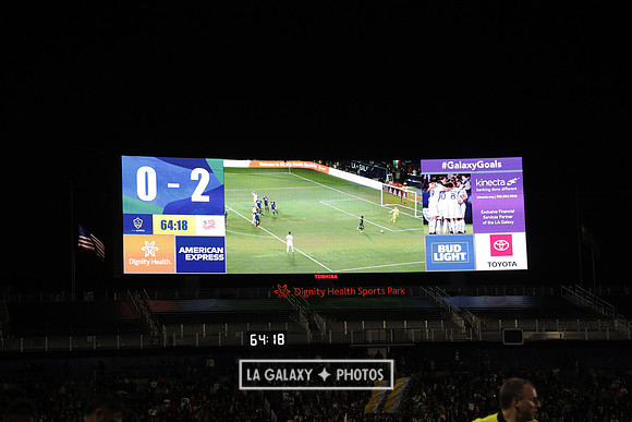 060219_LAGalaxyvsRevolution_GA_1731