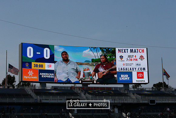 060219_LAGalaxyvsRevolution_GA_1816