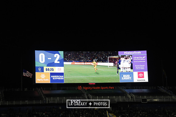 060219_LAGalaxyvsRevolution_GA_1745