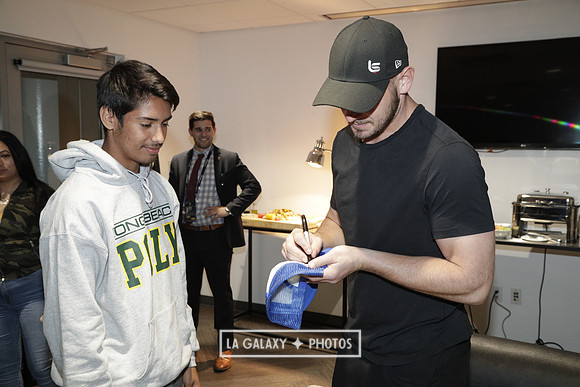 060219_LAGalaxyvsRevolution_GA_0107