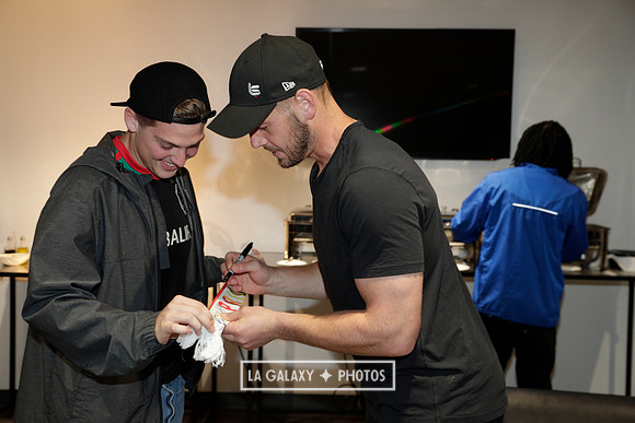 060219_LAGalaxyvsRevolution_GA_0153