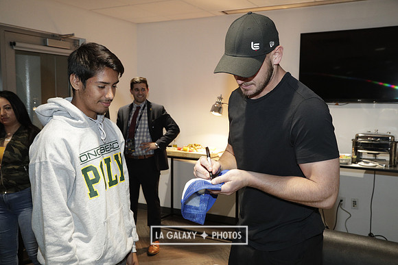 060219_LAGalaxyvsRevolution_GA_0106