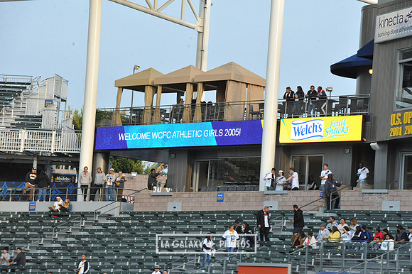 060219_LAGalaxy_vs_NERevolution_SC0750