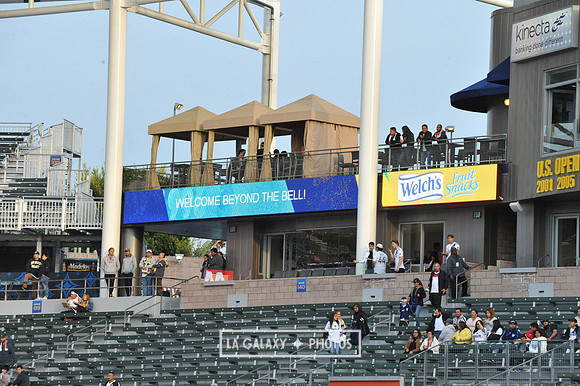 060219_LAGalaxy_vs_NERevolution_SC0745