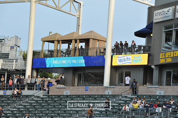 060219_LAGalaxy_vs_NERevolution_SC0792