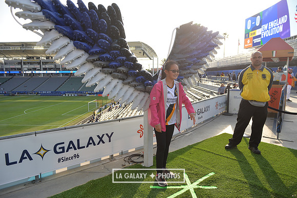 060219_LAGalaxy_vs_NERevolution_SC0180