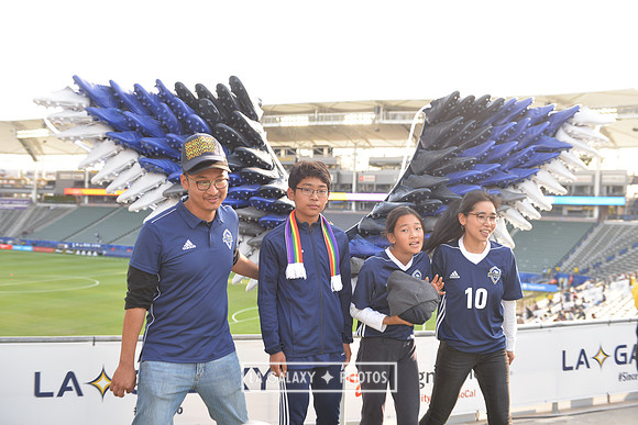 060219_LAGalaxy_vs_NERevolution_SC0167