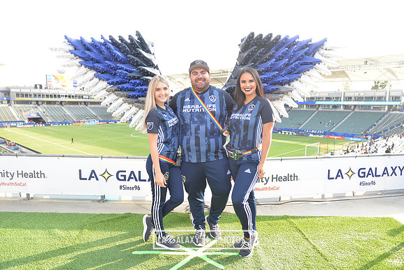 060219_LAGalaxy_vs_NERevolution_SC0185