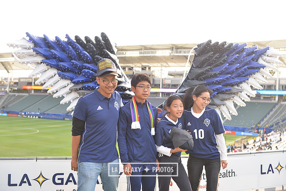 060219_LAGalaxy_vs_NERevolution_SC0166