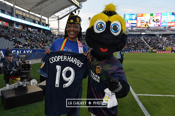 060219_LAGalaxy_vs_NERevolution_SC1100