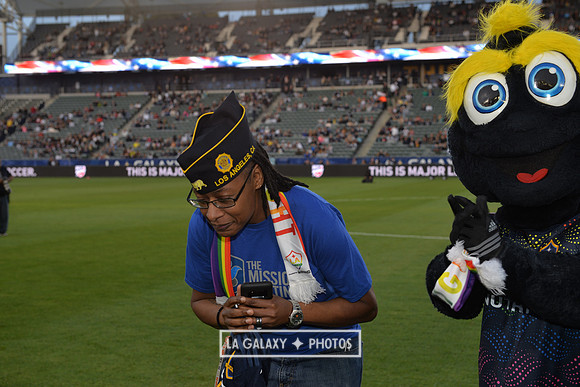060219_LAGalaxy_vs_NERevolution_SC1089