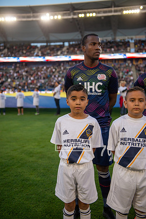 060219_LAGalaxy_vs_NERevolution_SC1976