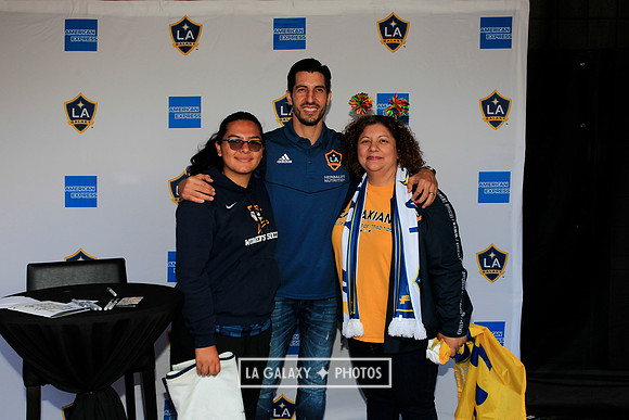 060219_LAGalaxyvsRevolution_GA_6915