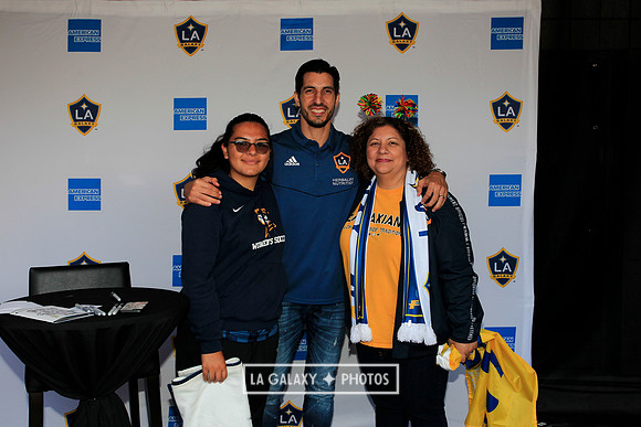 060219_LAGalaxyvsRevolution_GA_6913