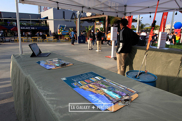 060219_LAGalaxyvsRevolution_GA_6652