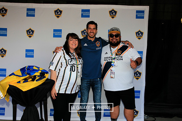 060219_LAGalaxyvsRevolution_GA_6911