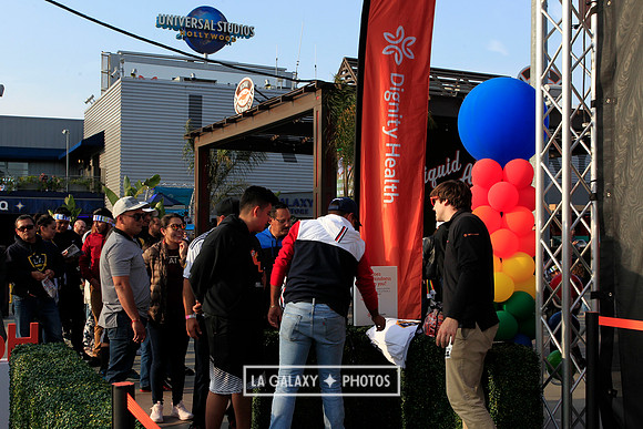 060219_LAGalaxyvsRevolution_GA_6715
