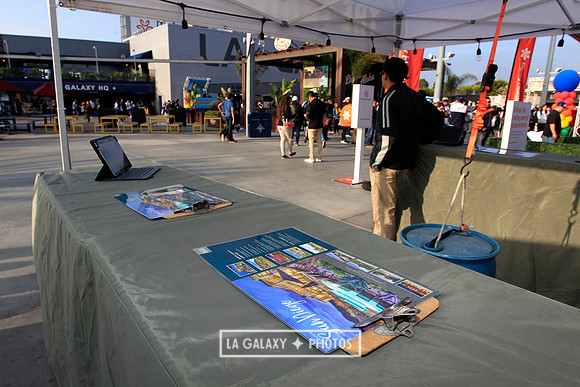 060219_LAGalaxyvsRevolution_GA_6651