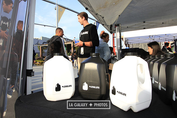 060219_LAGalaxyvsRevolution_GA_6620