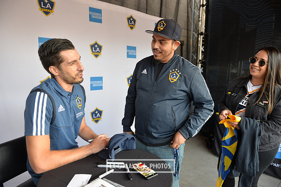 060219_LAGalaxy_vs_NERevolution_SC0318