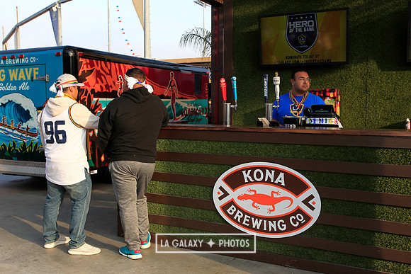 060219_LAGalaxyvsRevolution_GA_6797