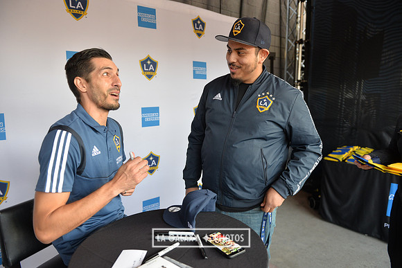 060219_LAGalaxy_vs_NERevolution_SC0313