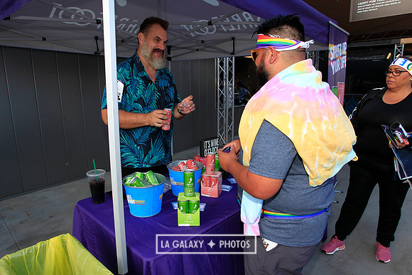 060219_LAGalaxyvsRevolution_GA_6837