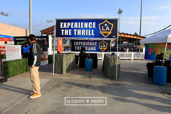 060219_LAGalaxyvsRevolution_GA_6656